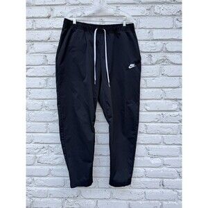 Nike Club Woven Tapered Leg Pants embroidered Nike swoosh logo. XL